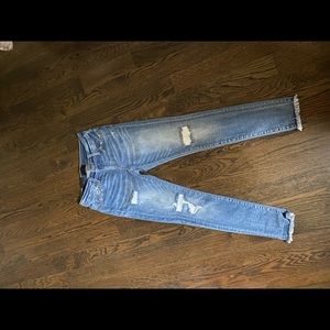 Buckle Black Demim NWT